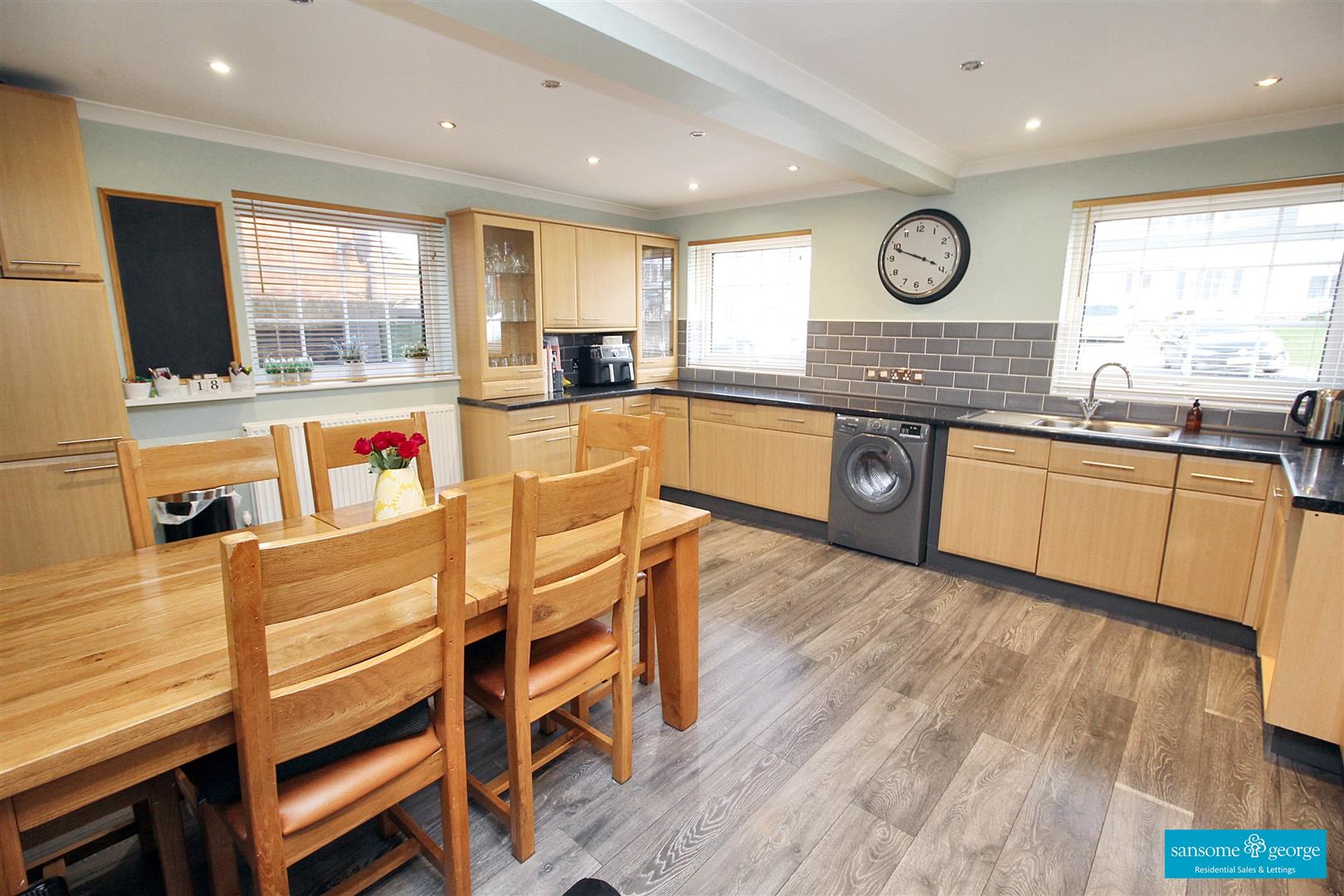 Avington Close, Tilehurst, Reading